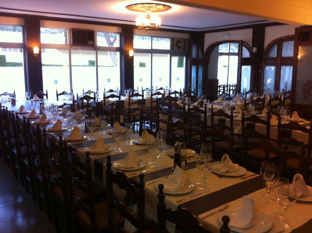 Hostal Sant Marcal Amer Exterior foto